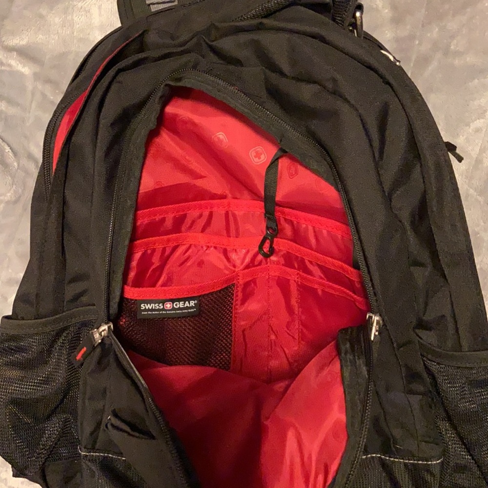 SwissGear Backpack - Picture 5 of 5
